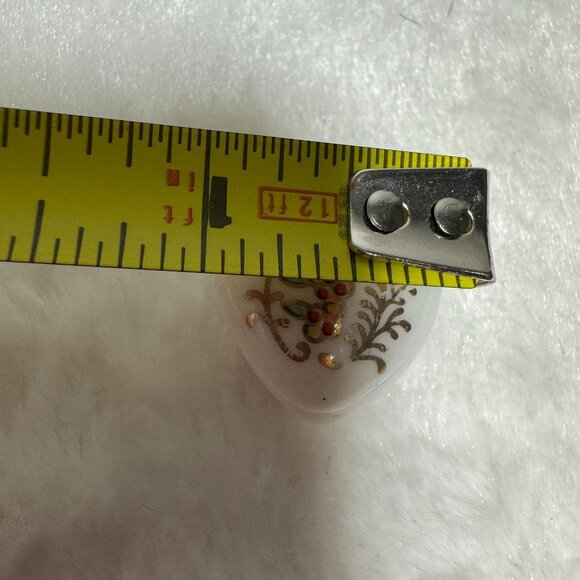 MiniatureVintage Heart-Shaped Ceramic Trinket Box With Gold Red Floral Design - Picture 8 of 8